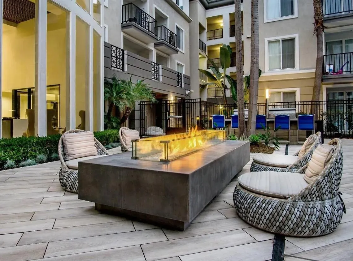 Ferienwohnung The Electric Blue Abode With A Gorgeous Pool View Los Angeles 0*,  USA